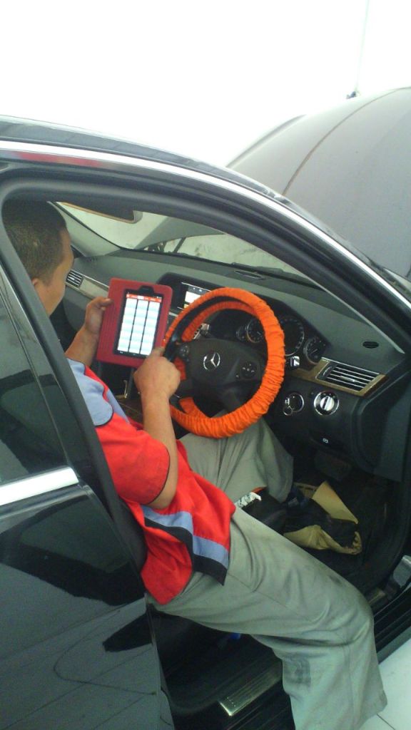 bengkel-tune-up-ecu-mesin-mobil-surabaya-085-242-380-789